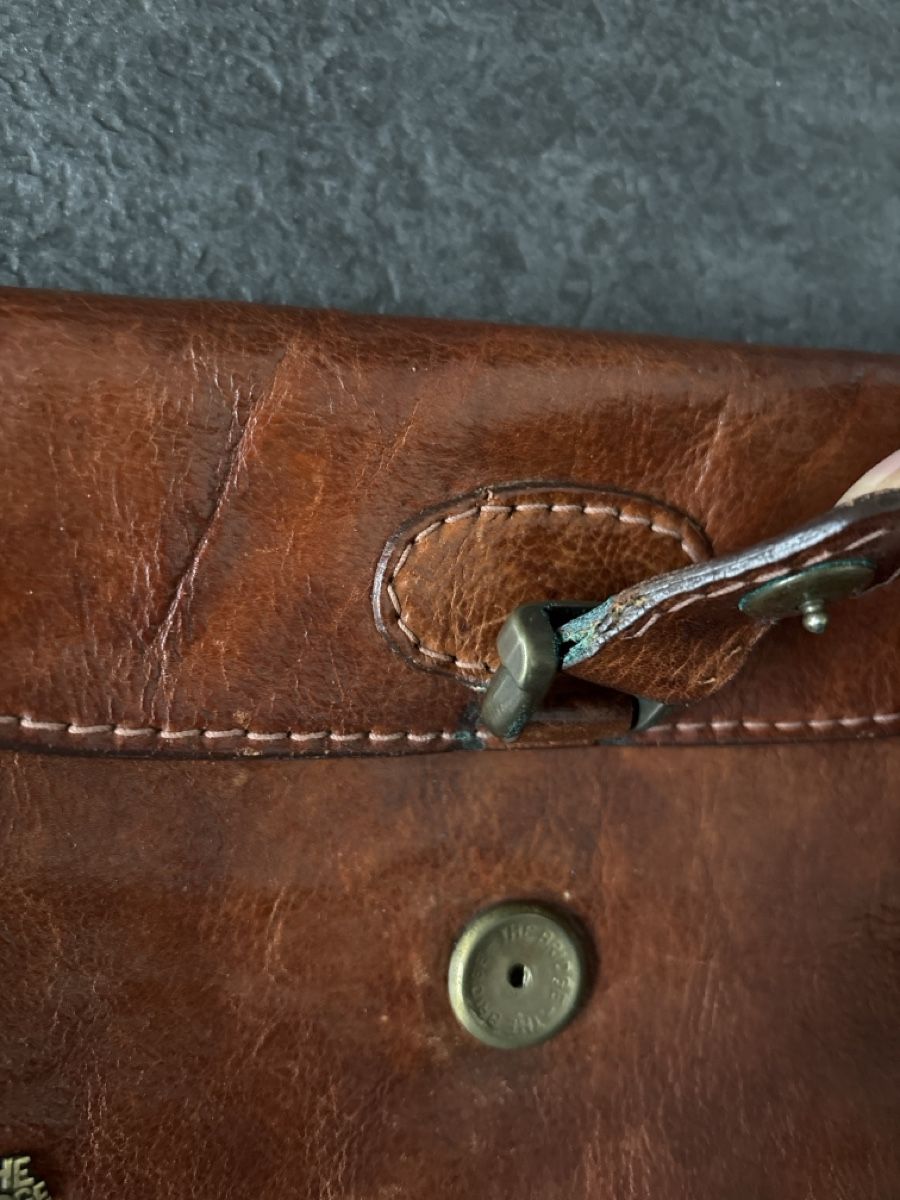 Borse da donna: Umhängetasche Leder Vintage – Usato da Sarnen venduto da leonie.vera 1
