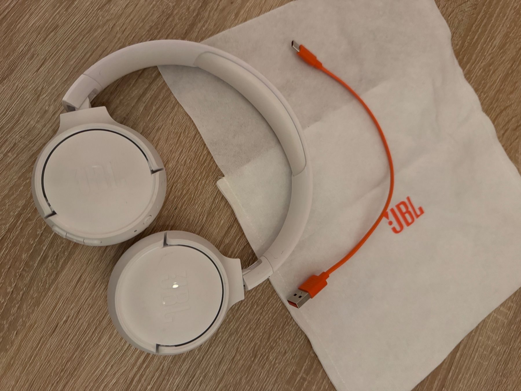 JBL Cuffie: JBL 520 Kopfhörer – Usato da Urdorf venduto da Tina_a 1