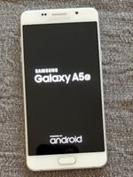 Samsung Galaxy A5 Smartphone weiss gebraucht