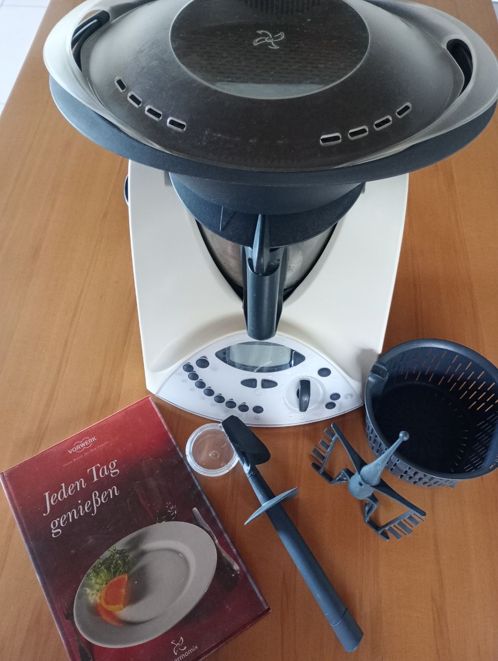 Thermomix Elettrodomestici da cucina: Thermomix TM31 – Usato da Effretikon venduto da olg_jq7m 3