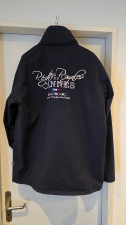 Neuwertige Segeljacke Marinepool "Régates Royales de Cannes"
