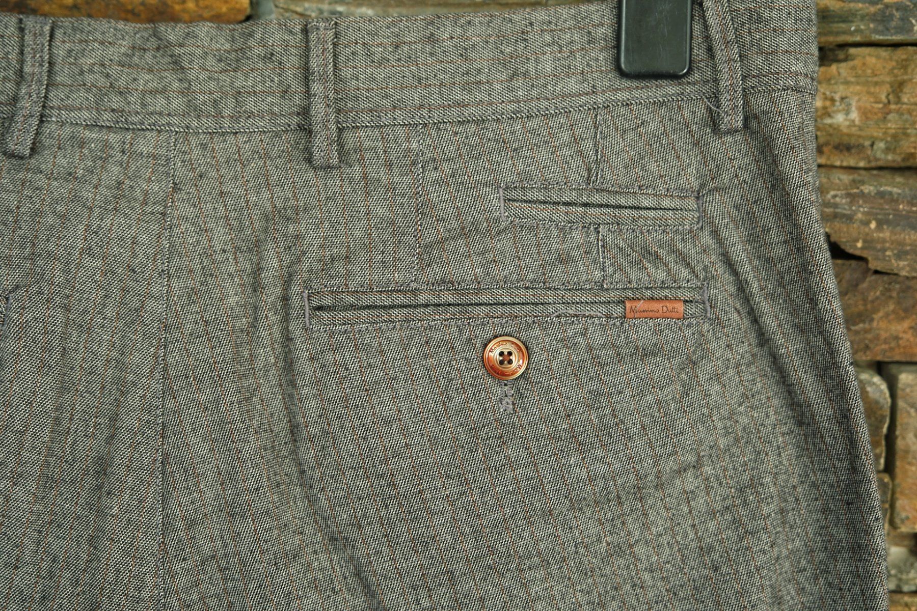 Massimo Dutti Pantaloni: Hose Herren MASSIMO DUTTI Gr. 44 grau – Nuovo (secondo la descrizione) da Wohlen AG venduto da Exitburn 5