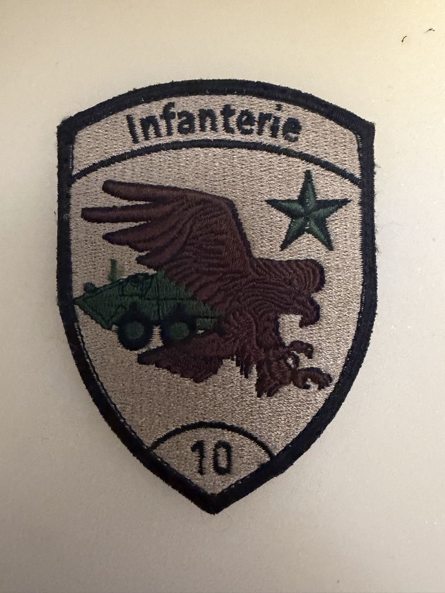 Schweizer Armee Placchette & Badge: Badge Infanterie - Schweizer Armee – Nuovo (secondo la descrizione) da Pregassona venduto da Sangiovese100