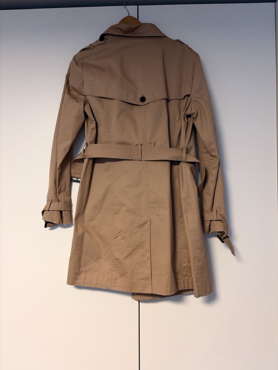 Esprit Manteaux: Klassischer zweireihiger ESPRIT Trenchcoat – D'occasion à Minusio par royaldragon 4