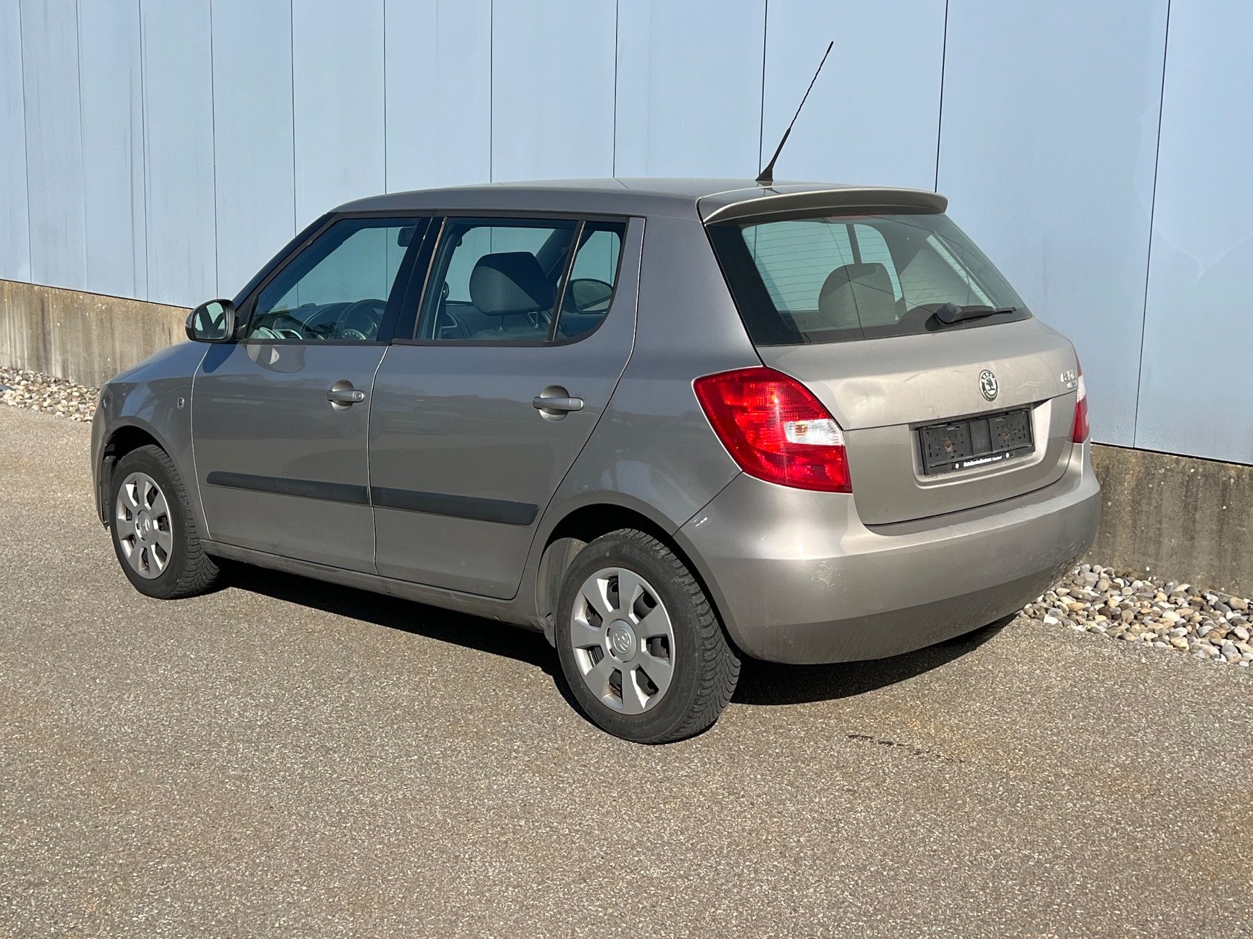 Skoda Automobili: Skoda Fabia 1,4l 16V – Usato da Safenwil venduto da vw-teile 2