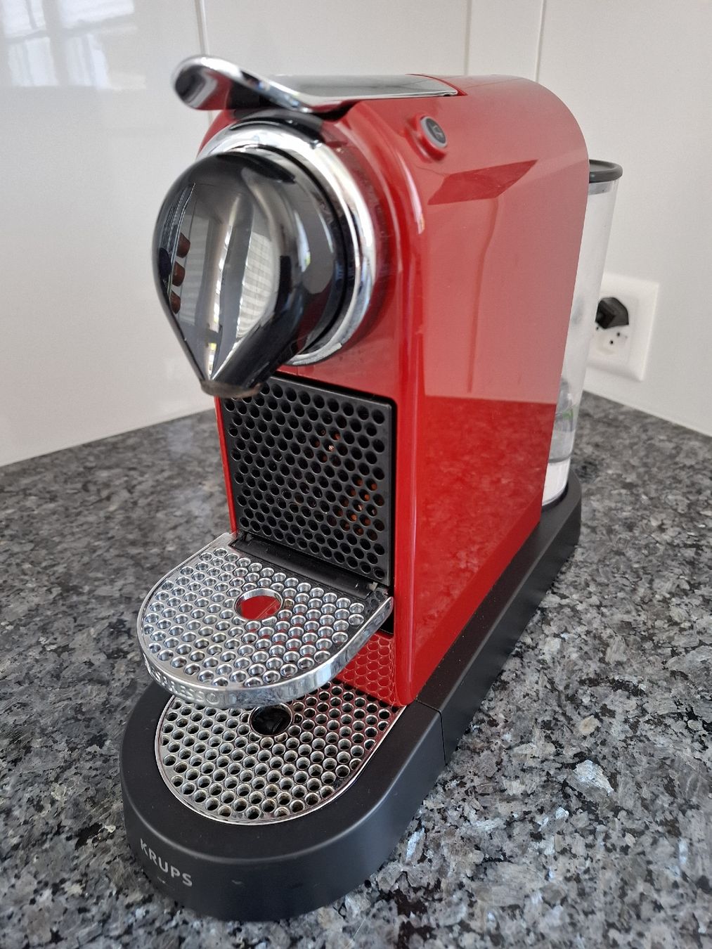 Nespresso Kaffeemaschinen & Espressomaschinen: Nespresso Kaffeemaschine  – Gebraucht aus Arnegg von Seesicht64