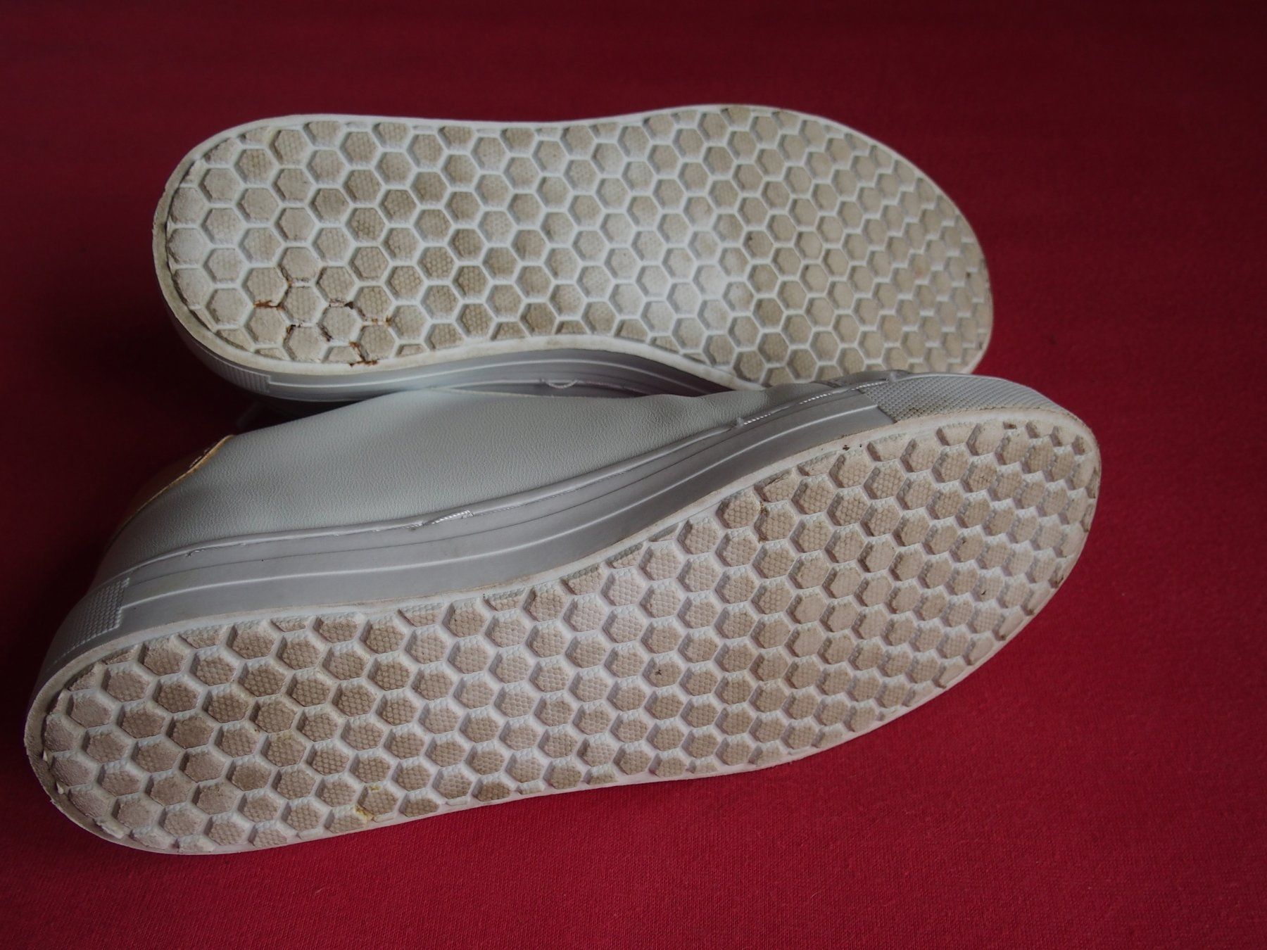 Scarpe per ragazze: Schuh Mädchen Grösse 36 – Usato da Menznau venduto da Brauchi 3