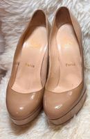 Christian Louboutin Plateau-Pumps, nude Lack, Gr. 36.5