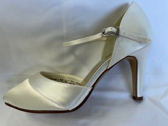 Scarpe da donna: Brautschuh Passionberry von Else Gr. 3 / 36 – Nuovo (secondo la descrizione) da Rothenburg venduto da stacostaco