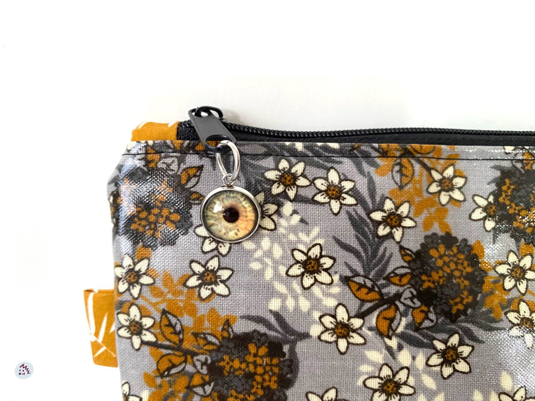 Altro in  Abbigliamento & Accessori: Kosmetiktäschli, Etui, Necessaire, Täschli – Nuovo e nell'imballaggio originale da Fanas venduto da Omibia 1