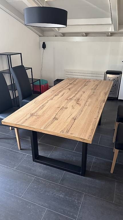 Conforama Set di tavolo e panche: Holztisch + Stühle – Usato da Lyss venduto da Farno57