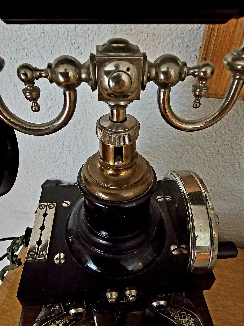 Ericsson Telefoni: ANTIKES LM. ERICSSON TELEFON! – Usato da Laupen BE venduto da AUSSIEGIRL1109 1