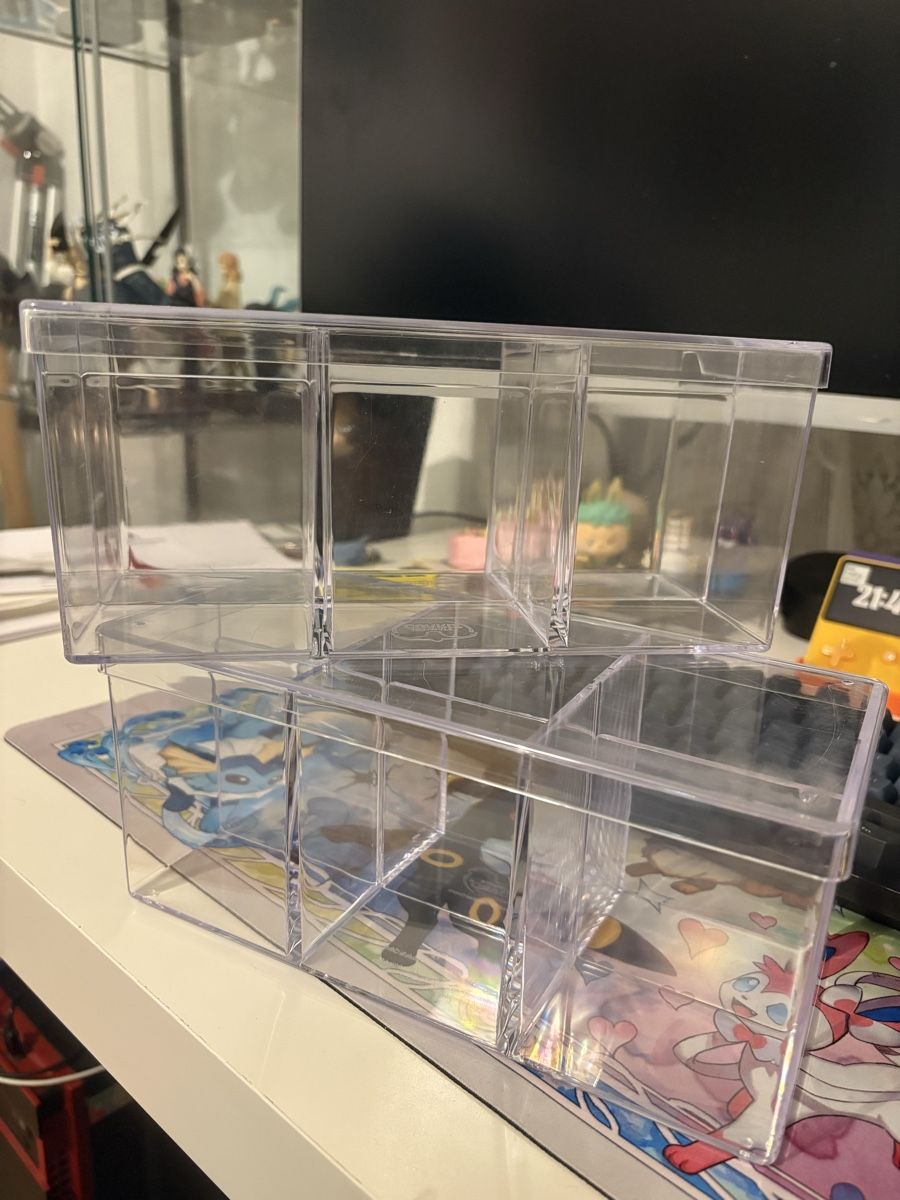 Pokémon Carte collezionabili: 2x Kartenbox Stack 'n' Safe Card Box Transparent / Pokemon – Usato da Wabern venduto da Ayke98