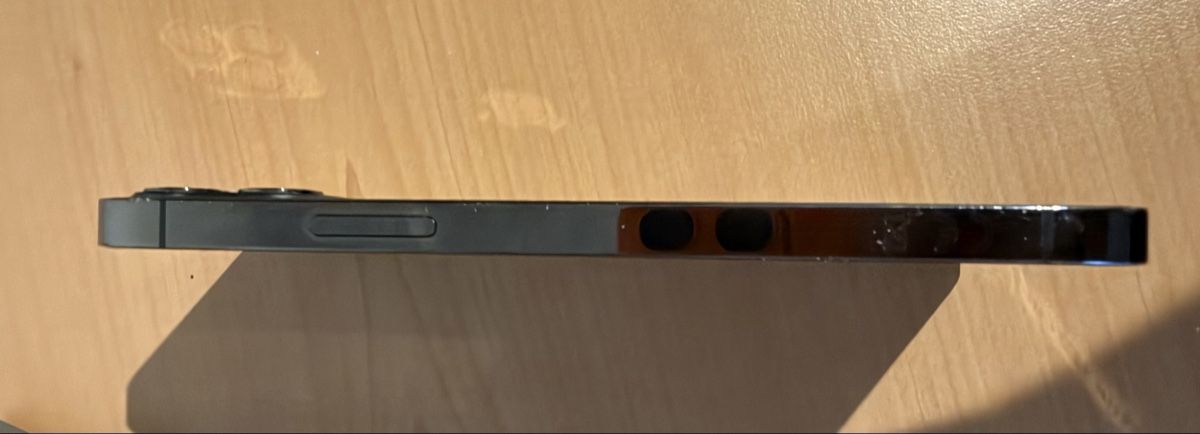 Apple Telefoni cellulari / Smartphones: i Phone 12 pro – Usato da Ittigen venduto da fae_d9pg 3