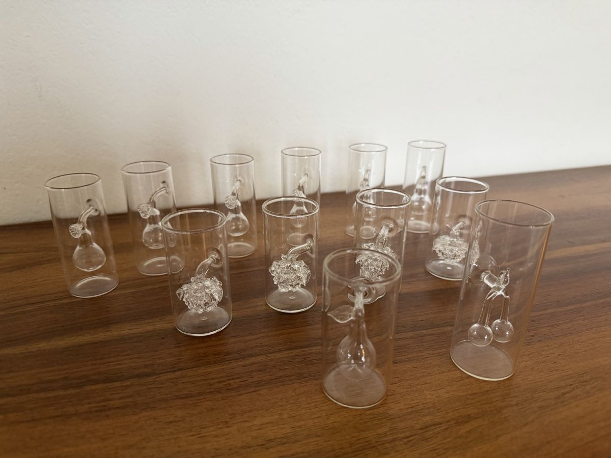 Bicchieri: 12 Rare Schnapsgläser / Shotgläser  mit Glasfrucht Vintage – Usato da Zürich venduto da moramses 1