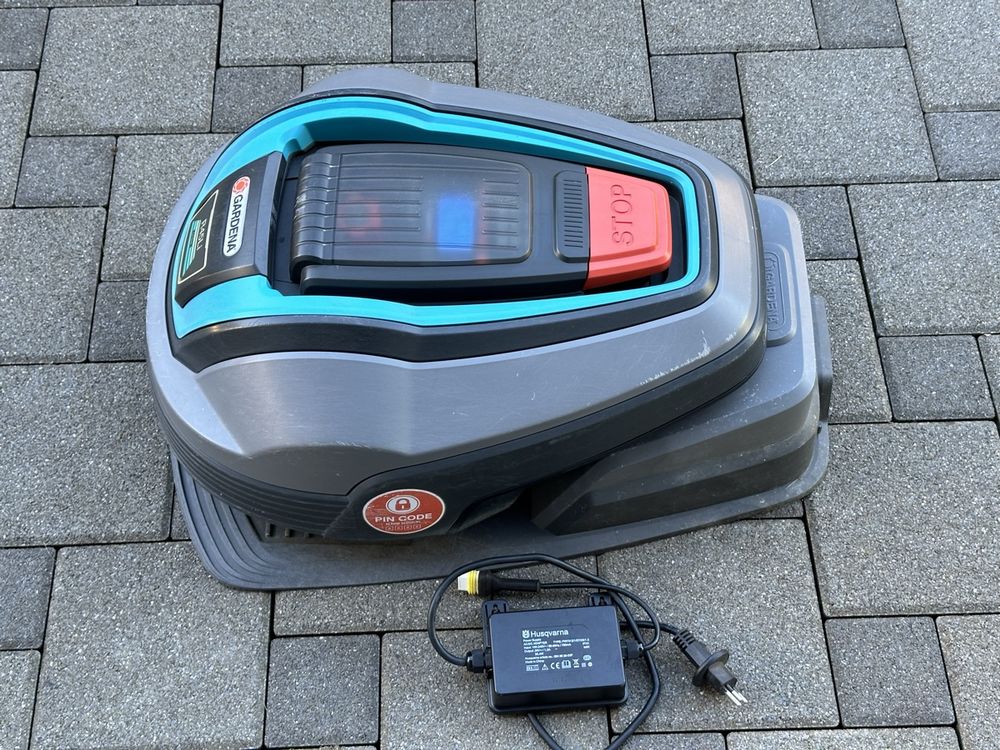Rasenroboter Gardena R45Li mit 3340 Std Kaufen auf Ricardo