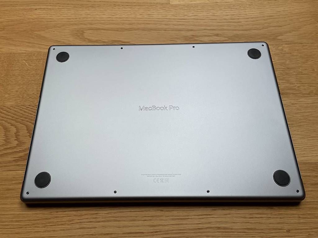 Apple Notebook: Apple M2 MacBook Pro – Usato da Blumenstein venduto da Olique 2