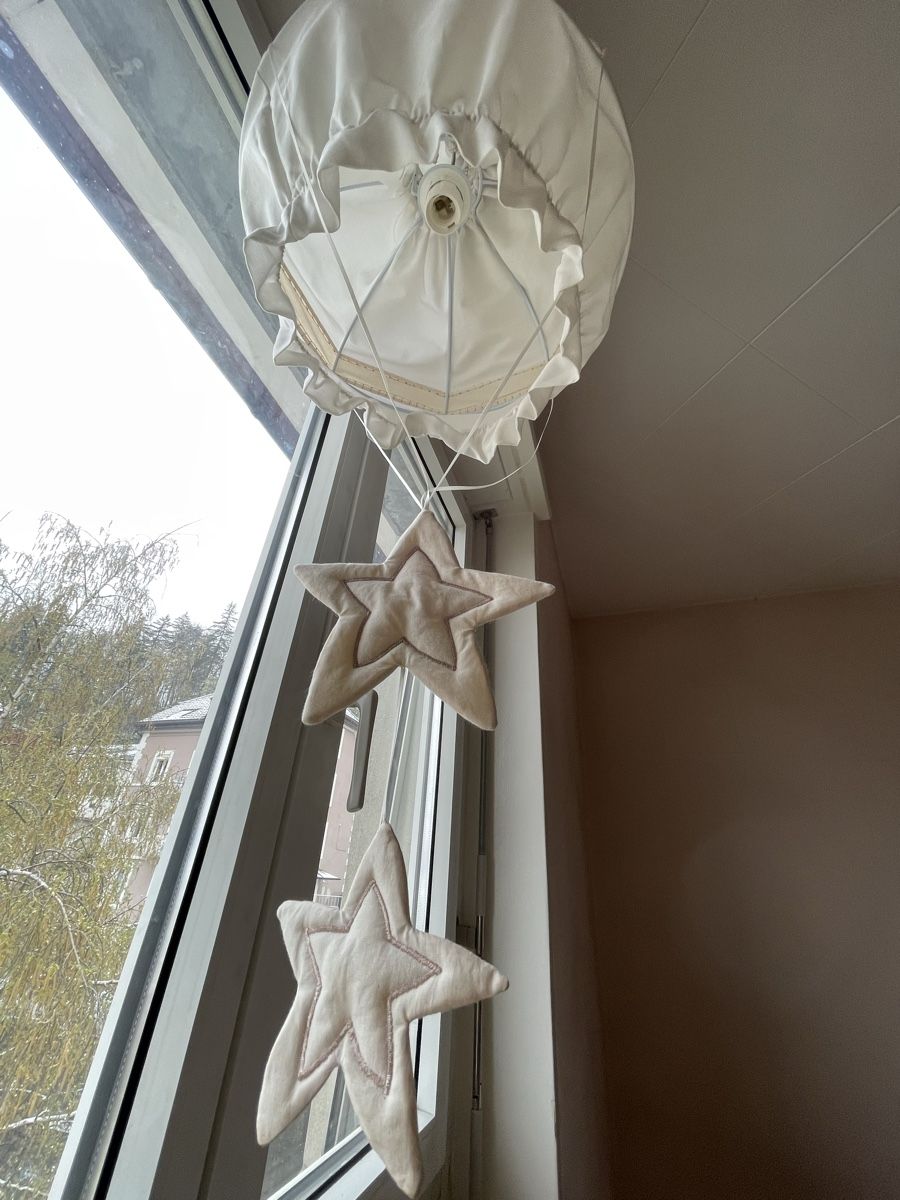 Lampade: Lampe pour chambre style montgolfière – Usato da le locle venduto da caryl 2