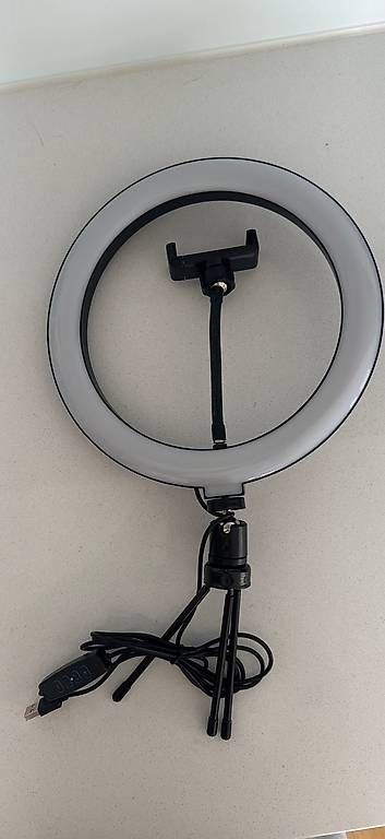 Lampes: Ringlicht – Neuf avec emballage d'origine à Neuenkirch par caemiiiii