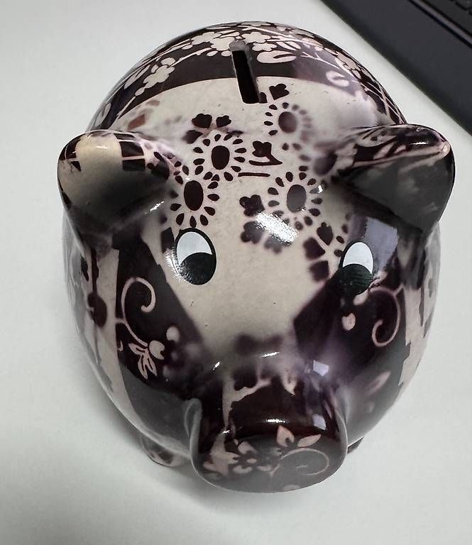 Tirelires: Sparschwein und Duftspender – D'occasion à Dübendorf par R007 1
