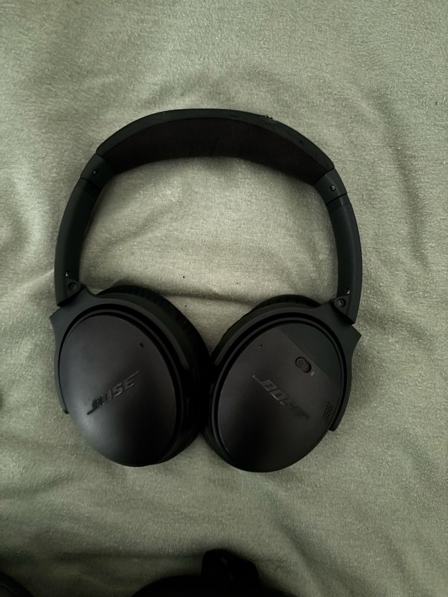 Bose Cuffie: Casque réduction de bruit BOSE, acheté en 2019 – Usato da Delémont venduto da lelep 2