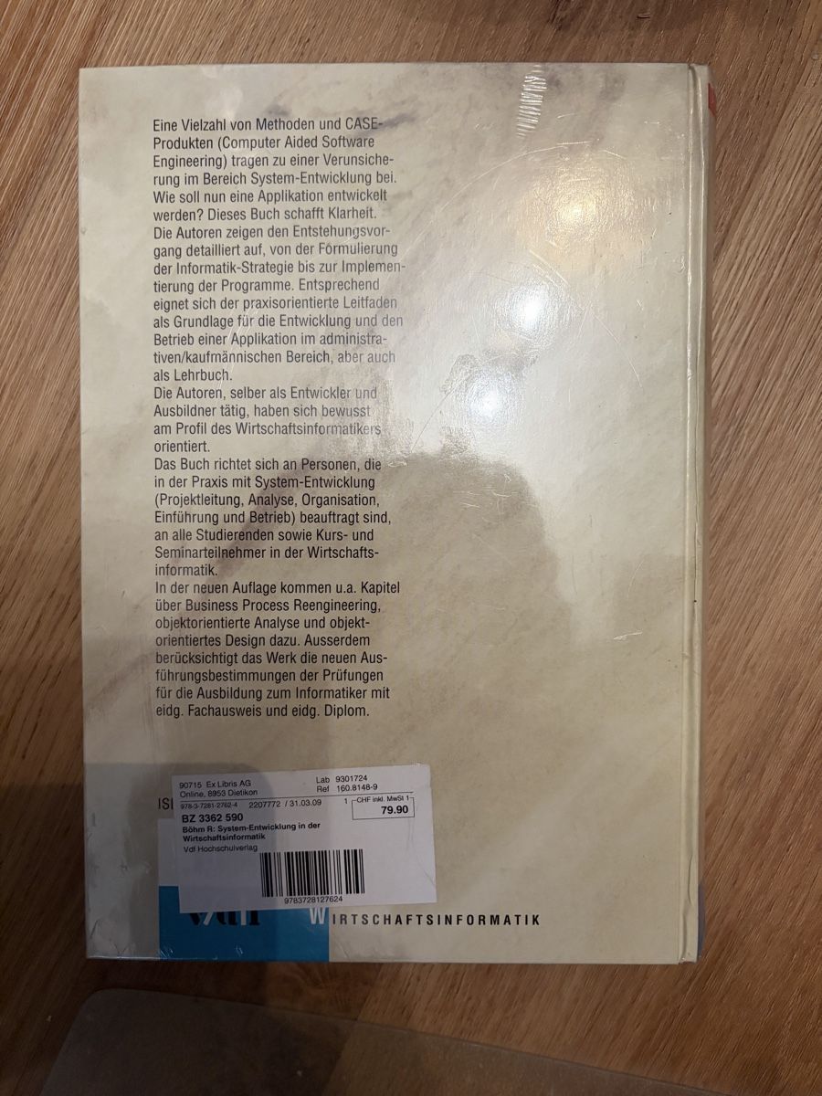 Libri: System-Entwicklung in der Wirtschaftsinformatik Rolf Böhm/Em – Nuovo e nell'imballaggio originale da Aeschi SO venduto da Bluemail 2