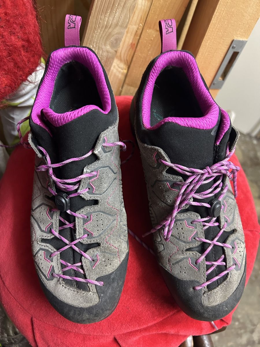 Montura Scarpe da donna: Chaussures MONTURA | 39 – Usato da Lausanne venduto da kimono13