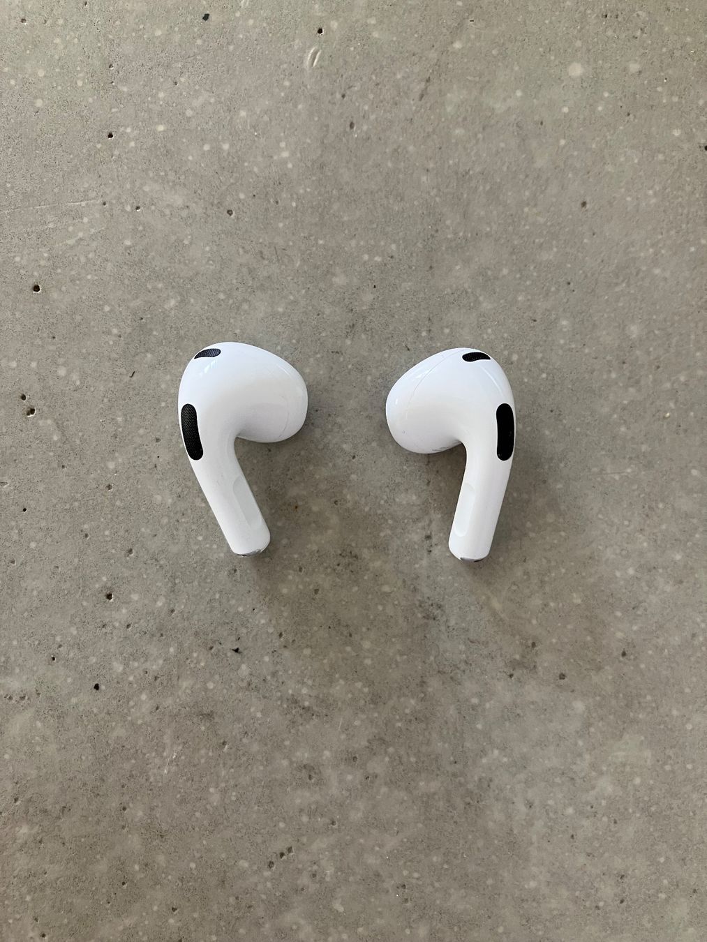 Apple Casques audio: Apple AirPods 3 – D'occasion à Lausanne par mr.v 7