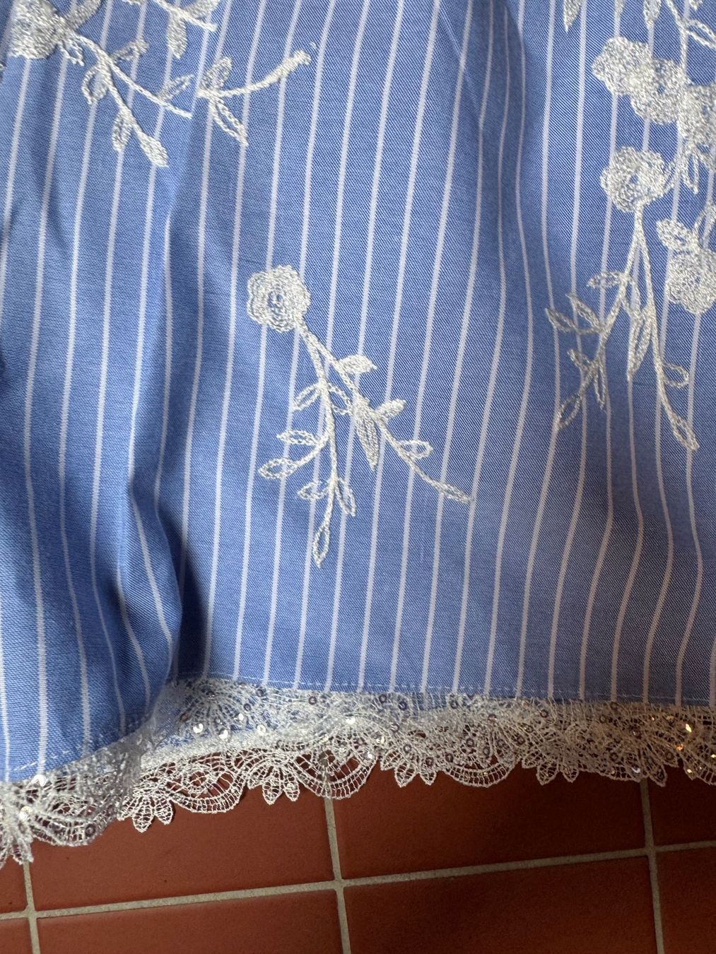 Completi & Tailleur: Ensemble Allyson – Nuovo (secondo la descrizione) da Blonay venduto da Celuna 4