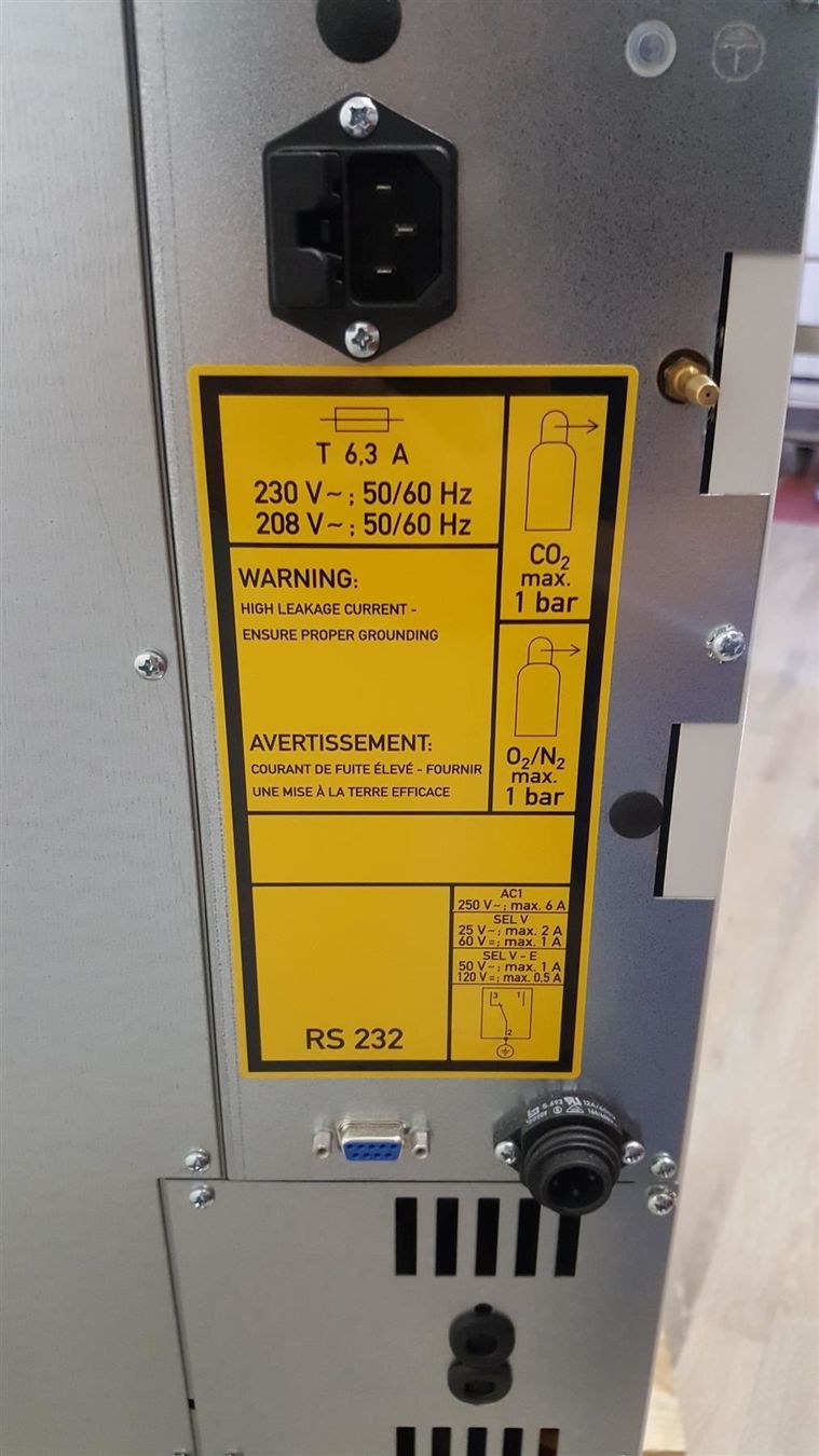 Accessori da laboratorio: BBD 6220 CO2 Inkubator, 220 L – Usato da Niederdorf venduto da LeptonAG_Labor 6