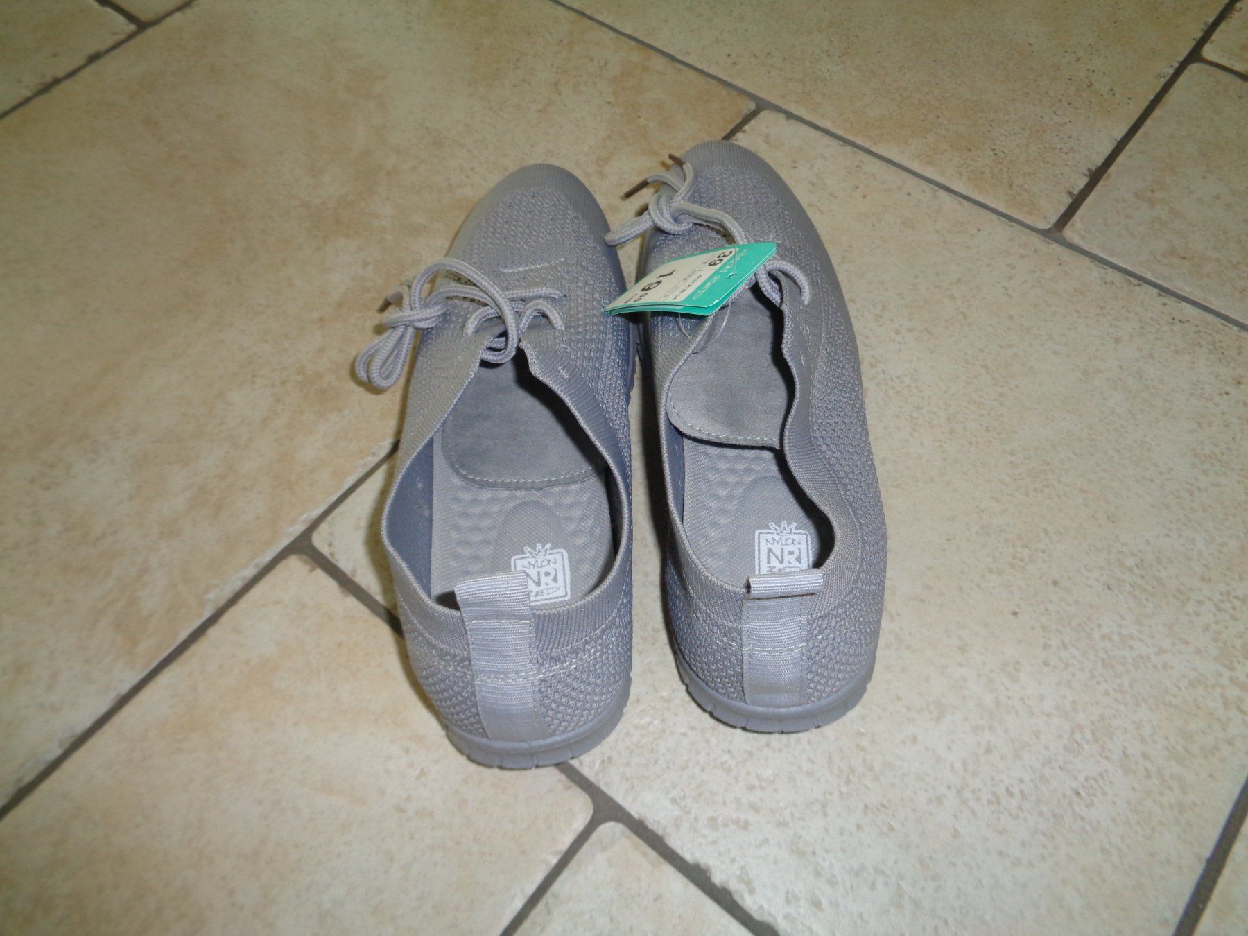 Damenschuhe: Schuhe  Bingo  Grösse  39 – Neu (gemäss Beschreibung) aus Kreuzlingen von Robi-2003 1