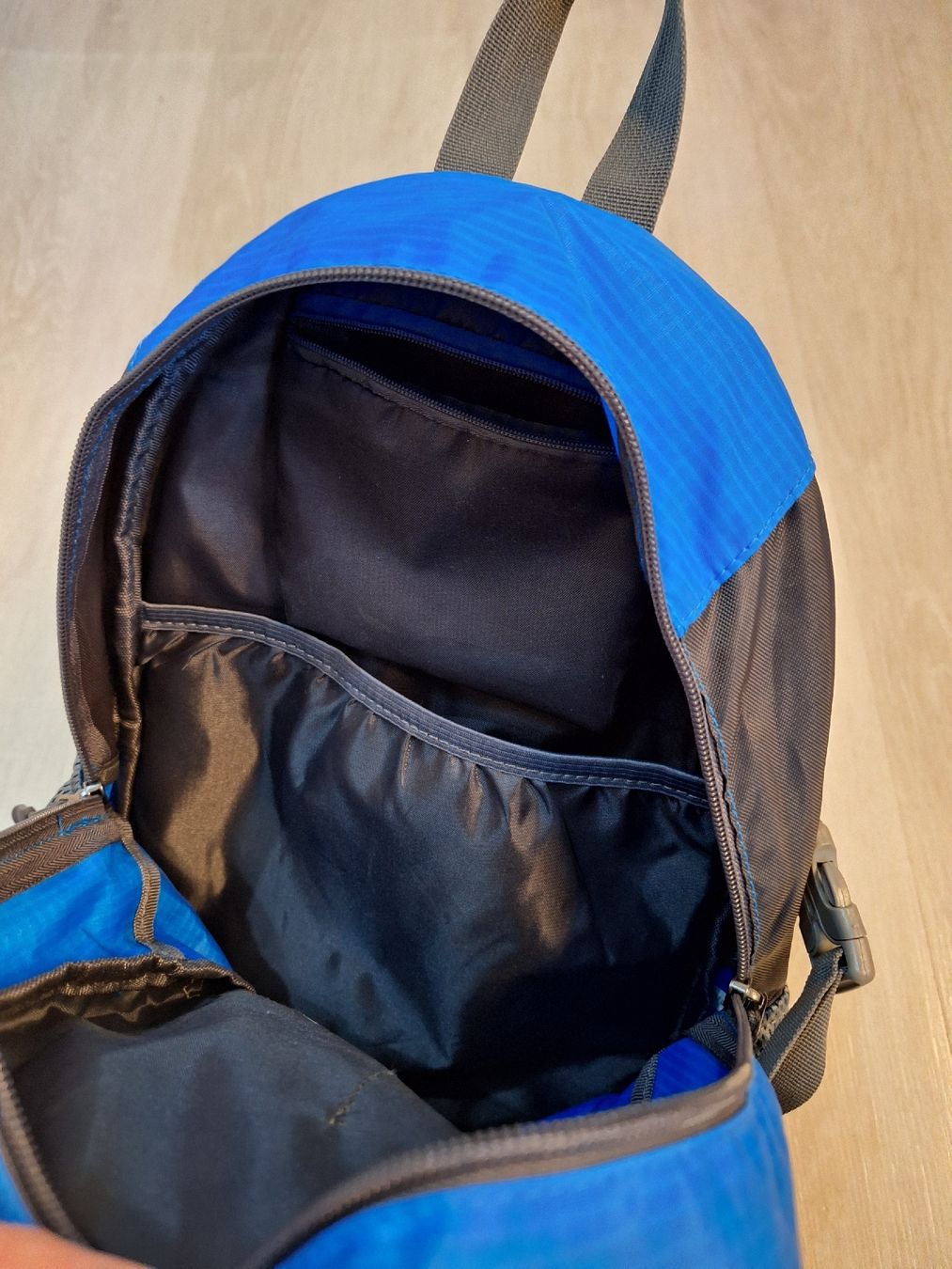 Borse & Zaini: Kinder Wanderrucksack – Usato da Egerkingen venduto da Niceli1 1