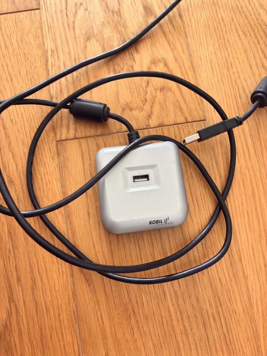 Hub & Switch: Kobilli USB Hub Silver Used – Usato da Untersiggenthal venduto da mic_ksv9