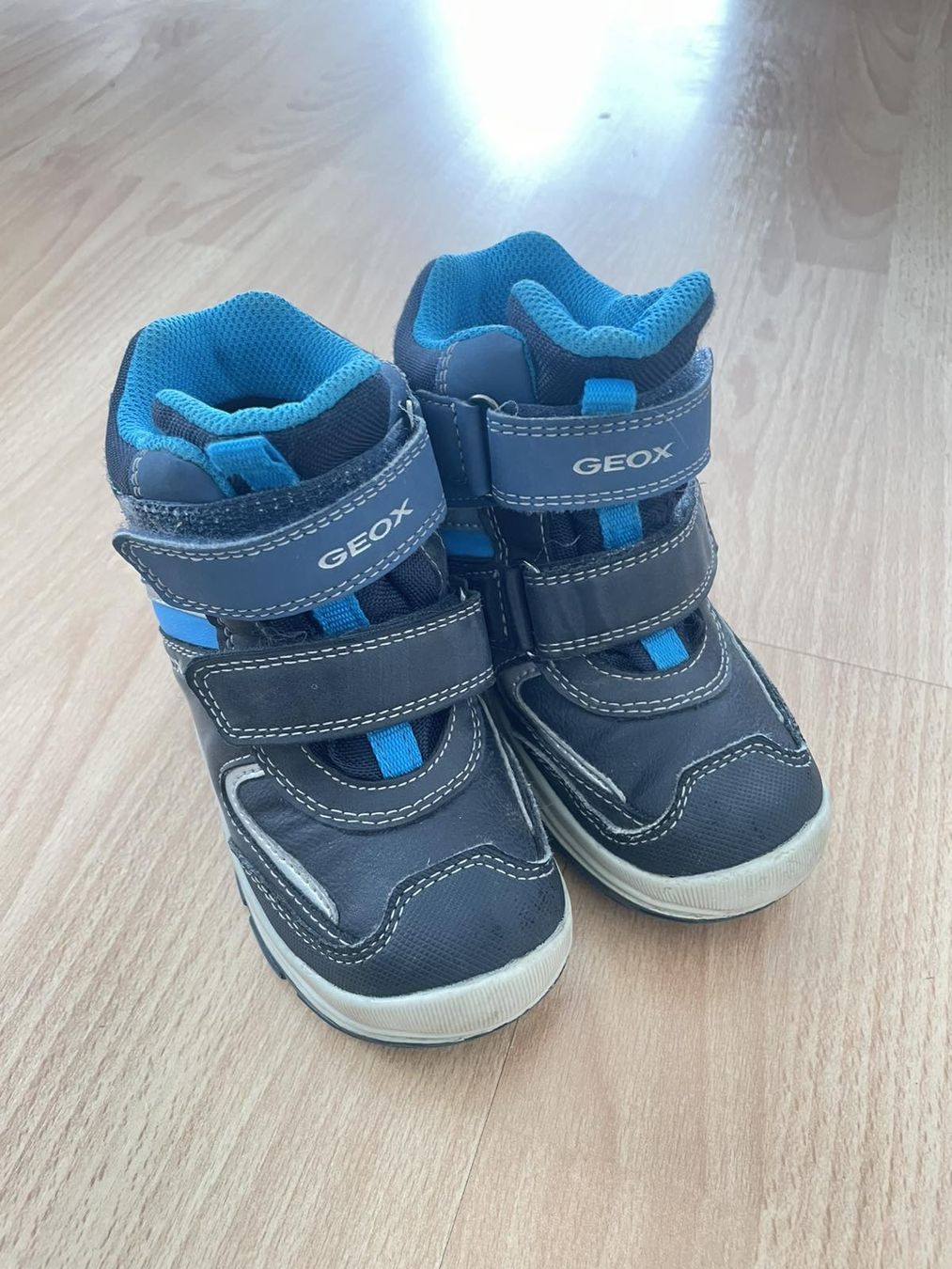 Geox Scarpe per ragazzi: Winterschuhe Kinder gr.25 – Usato da Buchs SG venduto da VitaliiKu
