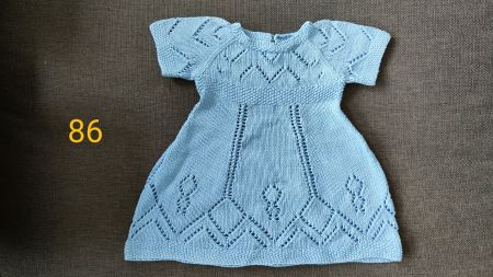 86  Kleid Blau gestrickt