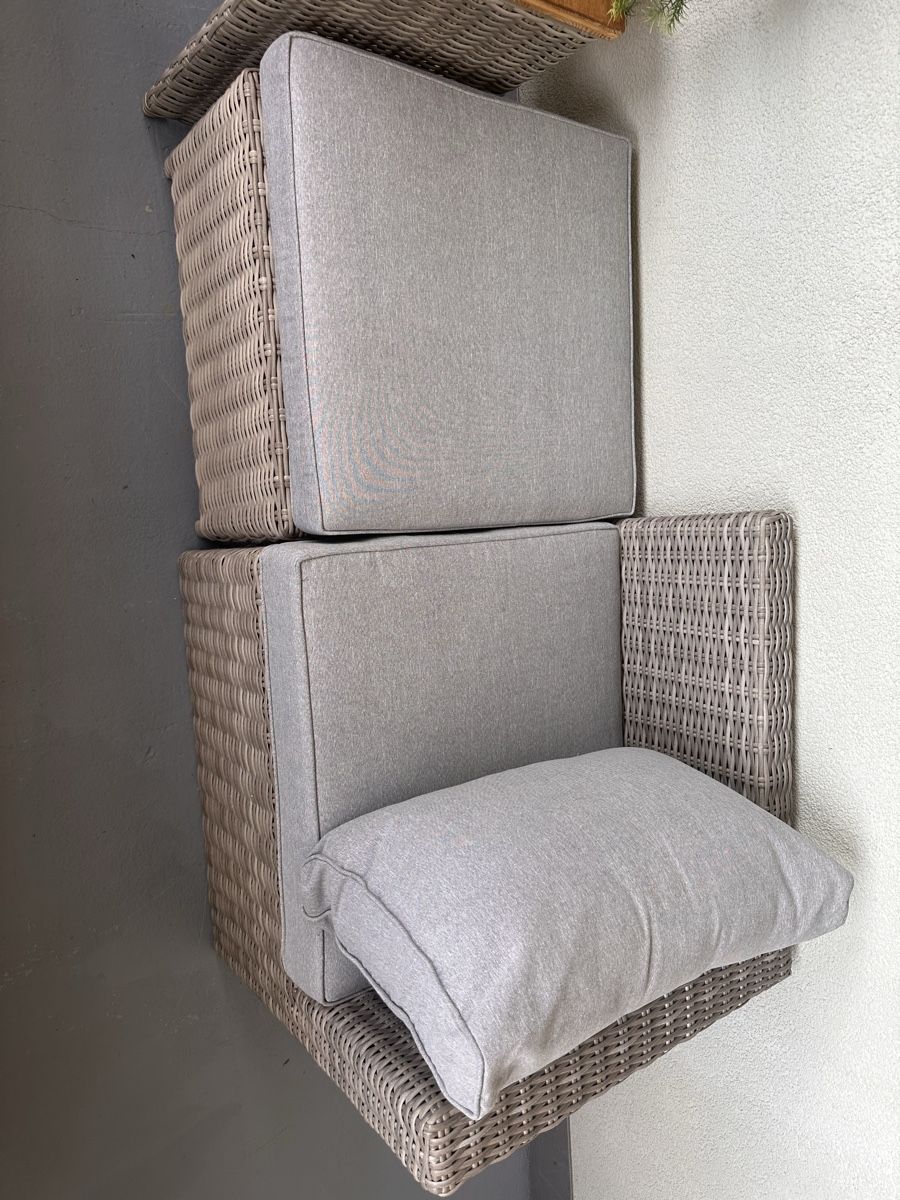 Sessel: Gartenmöbel Lounge Set / Auflagen Grau / 4 Teile  – Gebraucht aus Gränichen von krz_lth9 6