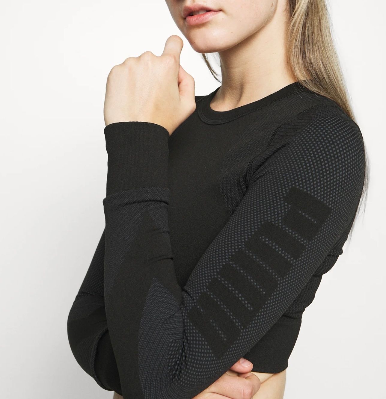 Puma Top: Puma Sport top – Usato da Zurich venduto da Alinecnicolet 1