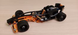LEGO TECHNIC Black Champion Racer (Rennauto) - 42026