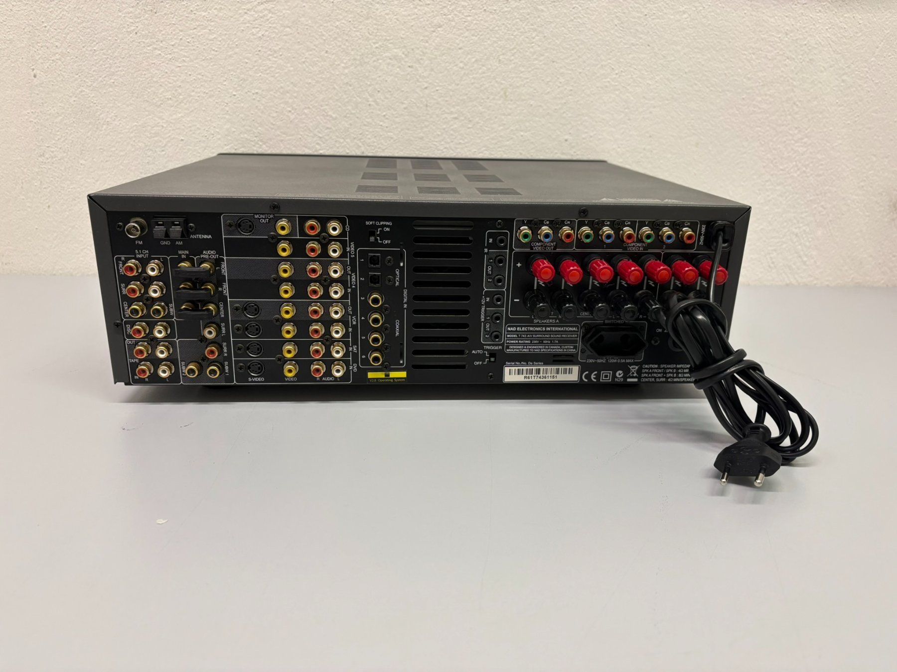 Nad Ricevitori: NAD AV Surround Sound Receiver T743 – Usato da Hochdorf venduto da av-electronics 4