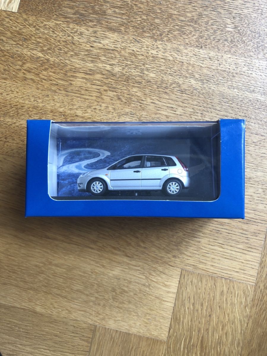 Ford Voitures modèles: FordFiesta Modell – Neuf avec emballage d'origine à Winterthur par gizmo_71