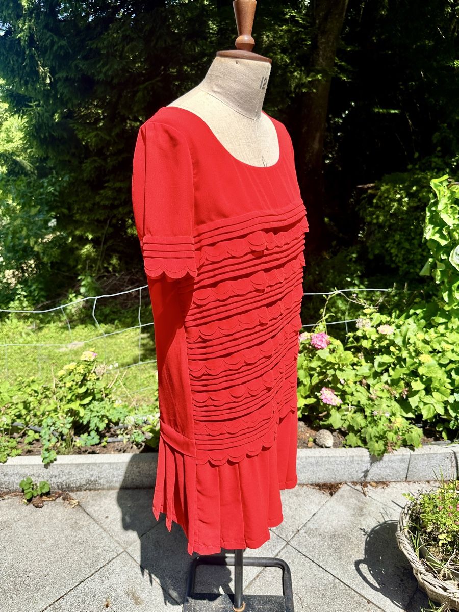 Moschino Robes: Love Moschino Kleid Rot Gr. IT44 / EU38 – Neuf (Voir description) à Aeugstertal par AppleMirabelle 1