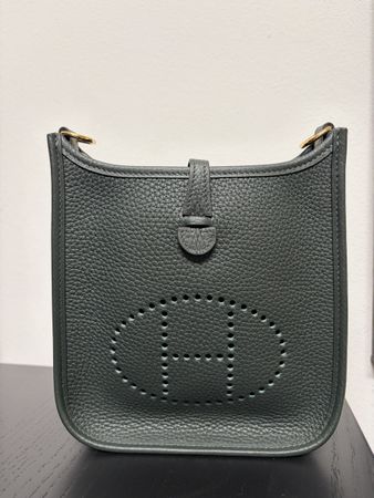 Hermes Evelyne 16 tpm vert fonce ghw