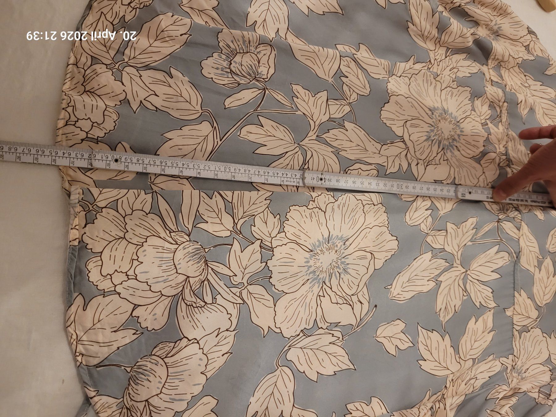 Camicette: Sommerbluse mit Blumenmuster letztes Angebot – Usato da Bünzen venduto da Milly32 4