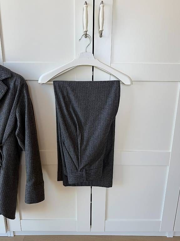 Lotti di vestiti: Massimo Dutti Set für Damen – Usato da St. Gallen venduto da Sabrinaaa 3