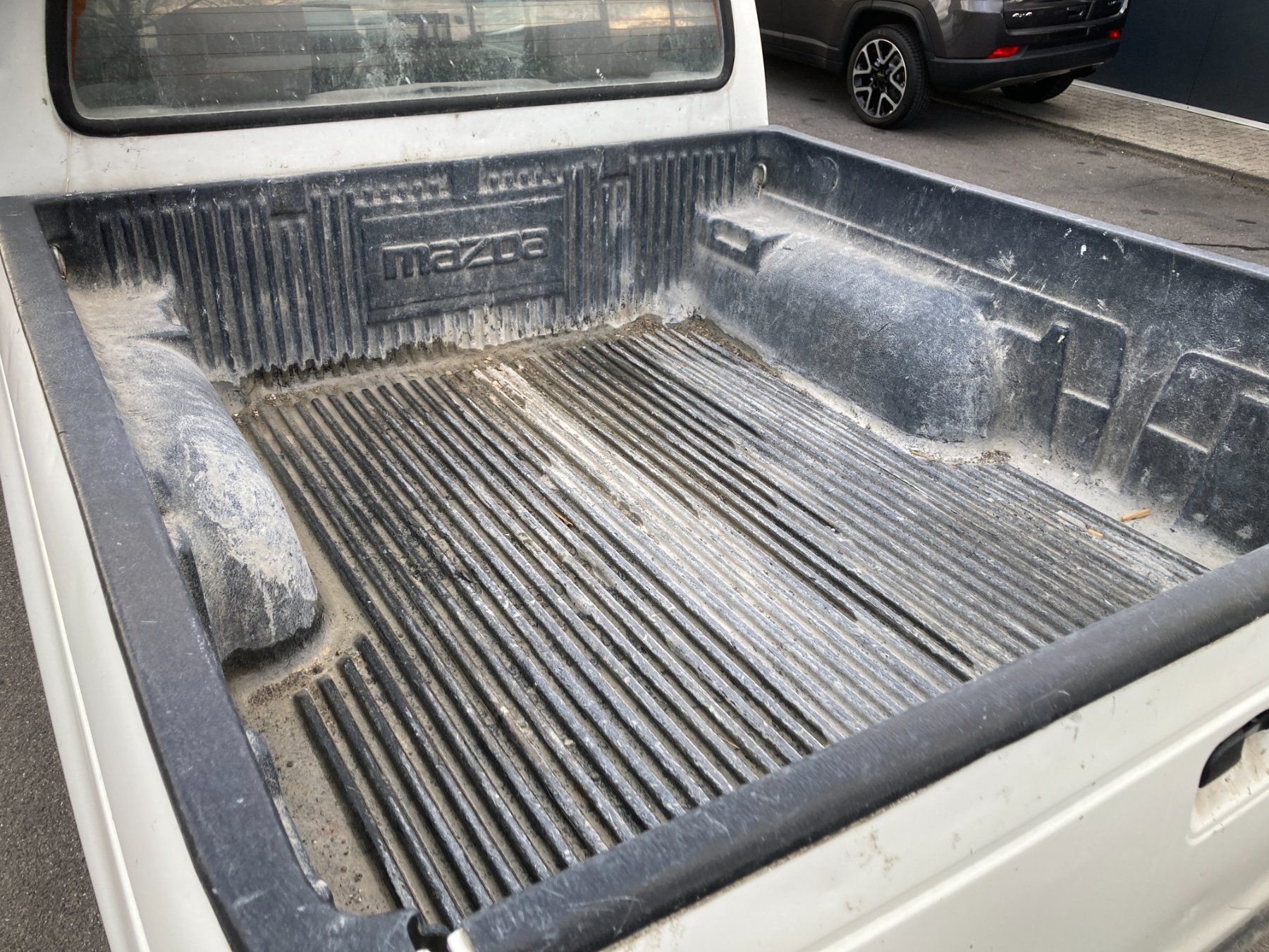 Mazda Autos: Mazda B2500 Pick Up Diesel für Export oder Bastler – Gebraucht aus Cham von  6