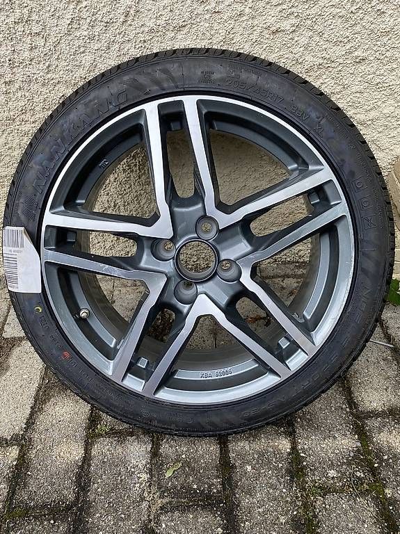 Pneus & Kompletträder: Roues complète  – Gebraucht aus Veyrier von Paiouk