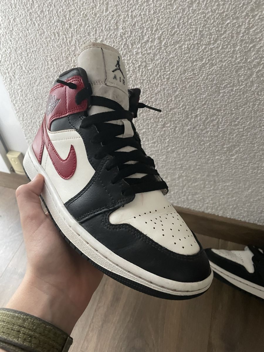 Jordan Scarpe da uomo: Jordan 1 – Usato da Dompierre FR venduto da matmath 1