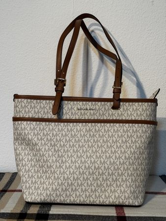 Michael Kors Handtasche, neuwertig, Top Zustand!