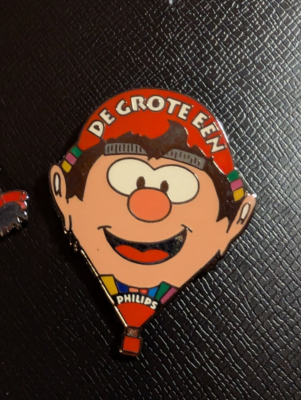 Placchette & Badge: Ansteckpin O1: Luftballon – Usato da Oppligen venduto da Pin-Fall-Shop