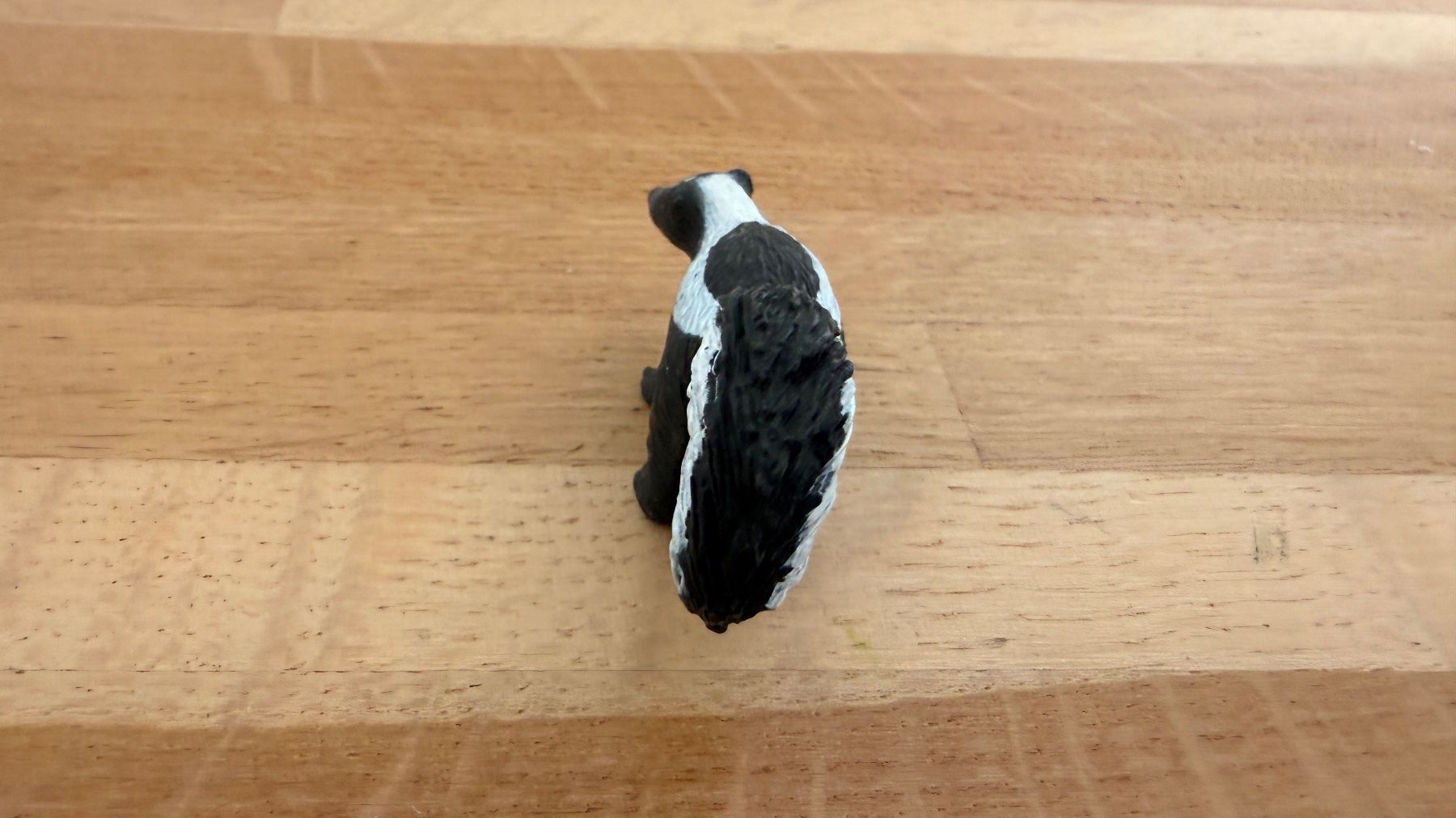 Schleich Spielzeuge: SCHLEICH - Stinktier 14672 – Gebraucht aus Winterthur von Secondhand-Family 2